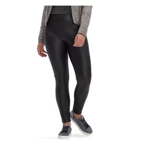 NWT Hue Croco Leatherette High Rise Leggings
